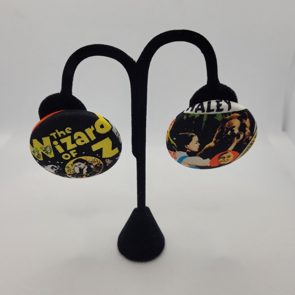 🔥 BUNDLE DEAL: 3 for $25 OR 5 for $50 Wizard of Oz Earrings - Picture 2 of 2
